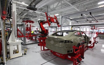 Americká cla zasáhla český automobilový průmysl. Firmy už nyní přicházejí o zakázky i zaměstnance