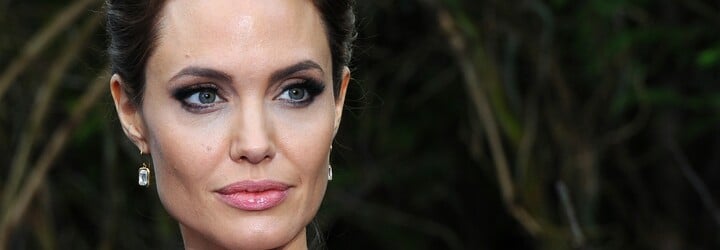 Angelina Jolie odhalila nový look. S novým filmem bude bojovat o Oscara