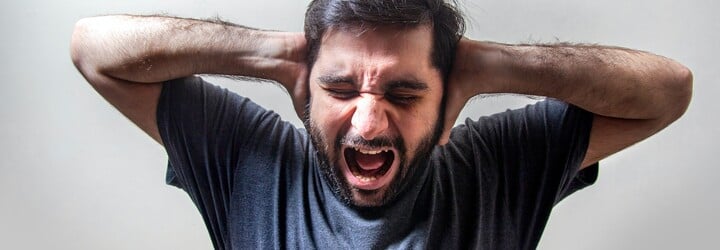 Ani porod, ani migréna. Toto je 10 nejhorších bolestí, které může člověk zažít