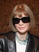 Anna Wintour po takmer 40 rokoch končí ako šéfredaktorka Vogue