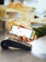 Apple Pay je už spuštěno i v Česku! Jaké výhody a nevýhody přináší oproti Google Pay?