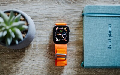 Apple Watch Ultra se opravují snáze než předcházející modely. Jednodušší je i výměna baterie