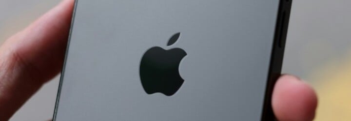 Apple ti dá milion dolarů. Musíš se ale nabourat do jejich cloudového systému s umělou inteligencí