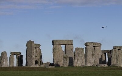 Archeologové odhalili původ záhadných kamenů Stonehenge