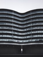 Architekti premenili bývalú obilnú sýpku na futuristický apartmánový dom, ktorý patrí medzi dominanty Kodane  