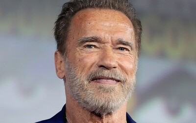 Arnolda Schwarzeneggera zadržali colníci. Dôvodom sú jeho luxusné hodinky