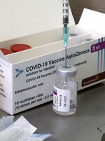 AstraZeneca omezí dodávky vakcíny do Česka o 40 procent. Příští týden přijde o 7 200 dávek méně, než bylo v plánu