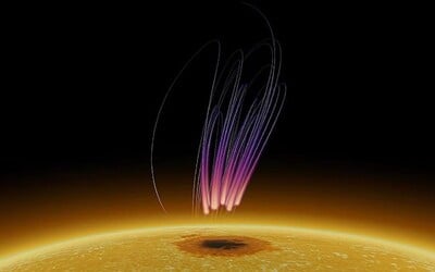 Astronomové poprvé v historii spatřili na Slunci jev podobný polární záři