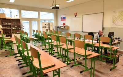 Až 95 % učiteľov sa na Slovensku cíti byť spoločnosťou nedocenených. Je to najhorší výsledok zo všetkých krajín OECD
