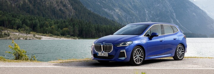 BMW ukázalo novou řadu 2 Active Tourer. Vsadilo na agresivní design, zcela nový kokpit a zejména tříválce