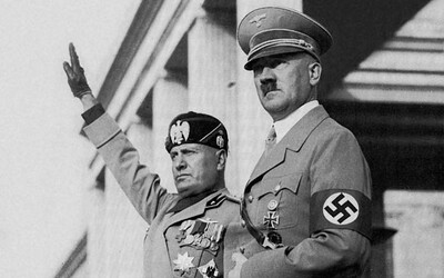 Bábätká pre Hitlera. Diktátor nariadil nemeckým vojakom oplodniť najkrajšie nórske dievčatá 
