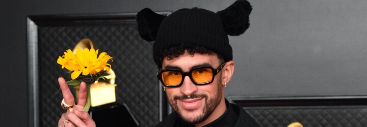 Bad Bunny prekvapil cestujúcich v metre: V New Yorku mal koncert v prestrojení