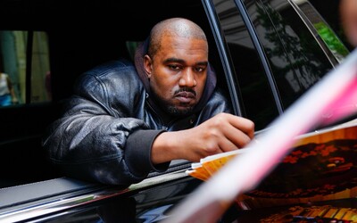 Balenciaga oficiálne rozviazal spoluprácu s Kanye Westom