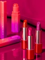 Beauty drop: Brutální SPF, sexy paletka do 250 Kč a vše pro letní glow od Fenty Beauty i Kylie Cosmetics