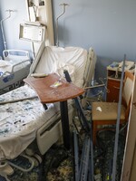 Bejrút dva dny po explozi: 157 obětí, 5 000 zraněných a město v troskách. Podívej se na nejsilnější fotky z obrovské tragédie