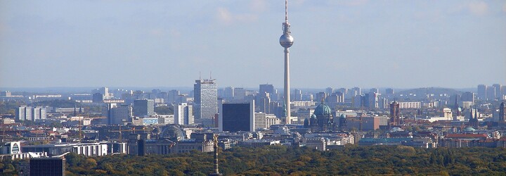 Berlíňané v referendu odhlasovali vyvlastnění bytů velkých firem