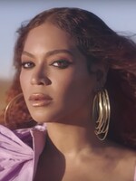 Beyoncé je bohyňou krásy. Prostredníctvom nového klipu posiela ľúbostný list Afrike