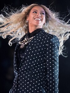 Beyoncé pokorila ďalší rekord. Tentoraz ovládla rebríček najlepších country skladieb s hitom Texas Hold ’Em  