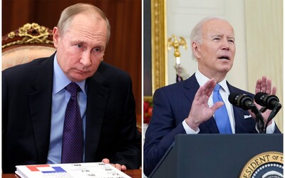 Biden takmer hodinu telefonoval s Putinom. Ak dôjde k ruskej invázii na Ukrajinu, Moskva vraj musí počítať s ráznou reakciou USA