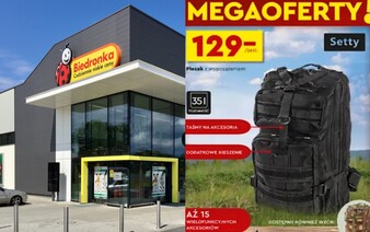 Biedronka predáva evakuačný batoh za 30 eur. Súčasťou je výbava na prežitie