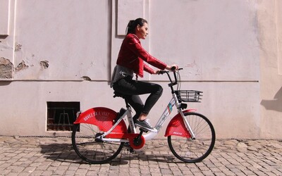 Bikesharing spustili už aj v Košiciach. Mesto bude ponúkať až tisíc zdieľaných bicyklov