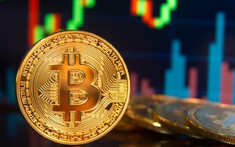 Bitcoin je na vzostupe. Podarilo sa mu dostať sa nad hranicu 100 000 eur