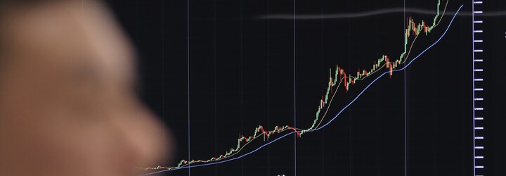 Bitcoin může vystřelit do závratných výšin. Analytik mluví o možném růstu ke statisícům dolarů