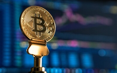Bitcoin se vrátil nad hranici 50 tisíc dolarů