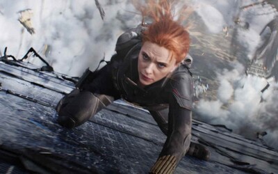 Black Widow nebude žiadnou nudnou drámou. Nový trailer odhaľuje explozívnu akciu a sexy sestry zabijačky
