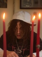 Bladee přijede do Česka! Švédský král temného rapu vystoupí na začátku prosince v SaSaZu