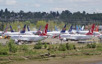 Boeing zavádzal verejnosť po nehodách lietadla 737 MAX. Zaplatí pokutu 200 miliónov dolárov