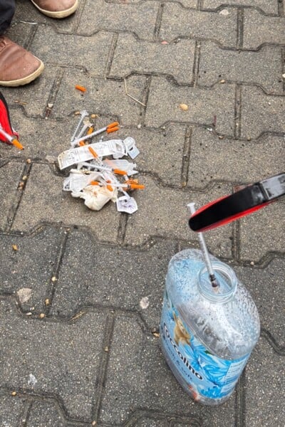 Bola som užívateľom drog v uliciach Bratislavy vymieňať striekačky. Pracovníčky z Odysea pomáhajú aj ženám v sexbiznise