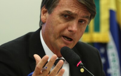 Bolsonaro zpochybnil výsledky prezidentských voleb. Vítězství Luly da Silvy už ale potvrdily úřady
