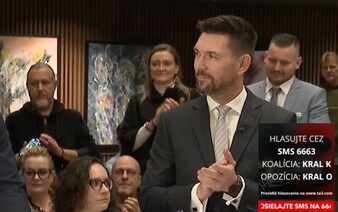 Bombic a Rózsa prišli v živom vysielaní TA3 podporiť Smer-SD. Posadili sa priamo do záberu