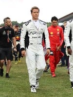 Brad Pitt odštartoval na plný plyn. Nový F1 film slávi obrovský úspech, v tržbách prekonal očakávania