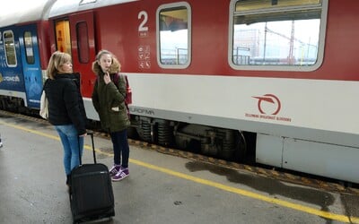 Bratislava má novú železničnú zastávku. Funguje oddnes, posilní dopravu medzi viacerými lokalitami 