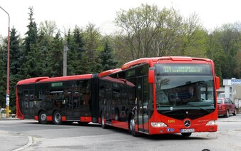 Bratislavská MHD zrušila zľavu pre časť dôchodcov. Veľké zmeny v doprave priniesli zdražovanie aj nové pásmo