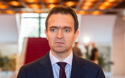 Bratislavská stránka Smeru-SD zaútočila na Ódora. Europoslanca vulgárne urazili a poslali do Maďarska