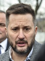Bratislavský primátor Vallo kvôli koronavírusu požiadal o zníženie platu