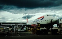 Britské letiská možno čoskoro zrušia limity na tekutiny v príručnej batožine