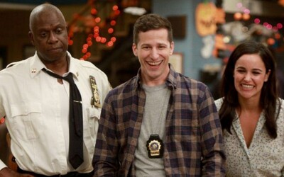 Brooklyn Nine-Nine sa vracia! Nahláškovaný policajný obvod v retro traileri sľubuje veľkú porciu zábavy