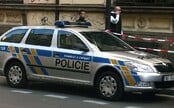 Brutální šikana na jihu Čech. Dívku napadla skupina dětí, kopali ji do hlavy a najížděli na ni koloběžkou