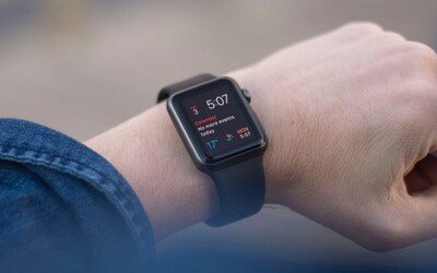 Budúcoročné Apple Watch by mali byť rýchlejšie a odolnejšie