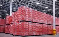 Budweiser daruje pivo za 75 miliónov eur majstrom sveta vo futbale. Alkohol na štadiónoch zakázali