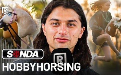 Byli jsme na MČR v hobbyhorsingu: „Až vám ty živé koně kvůli týrání zakážou, já budu připravena“