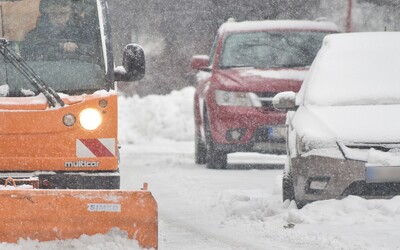 ČHMÚ varuje: V půlce Česka napadne 15 až 30 cm nového sněhu