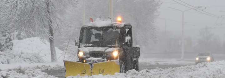 ČHMÚ varuje: V těchto okresech napadne až 25 centimetrů sněhu
