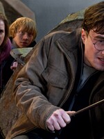 Čarodějnický svět Harryho Pottera dostane 4 nové knihy, oznámila J. K. Rowlingová