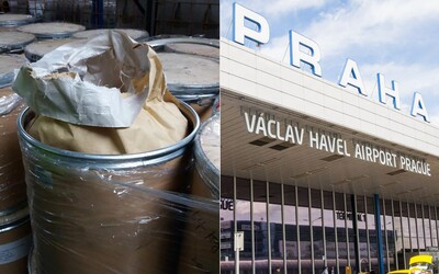 Celníci na pražském letišti zadrželi 3 tuny látky z Číny. Šlo by z ní vyrobit pervitin za miliardu korun
