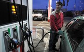 Cena benzínu na čerpacích staniciach stúpla. Šoférov prekvapí cena nafty